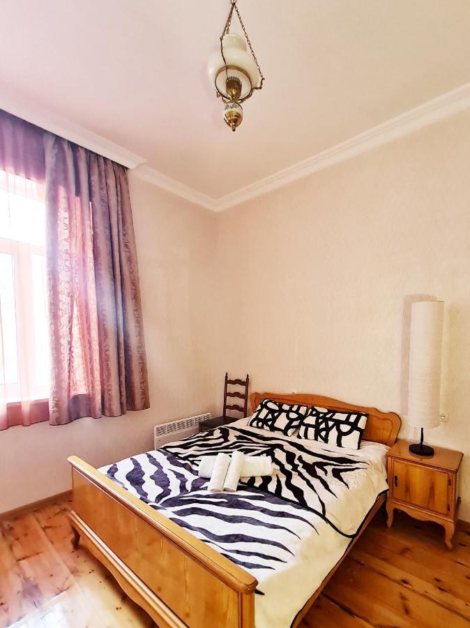 Friendly Guest House Кутаиси Екстериор снимка