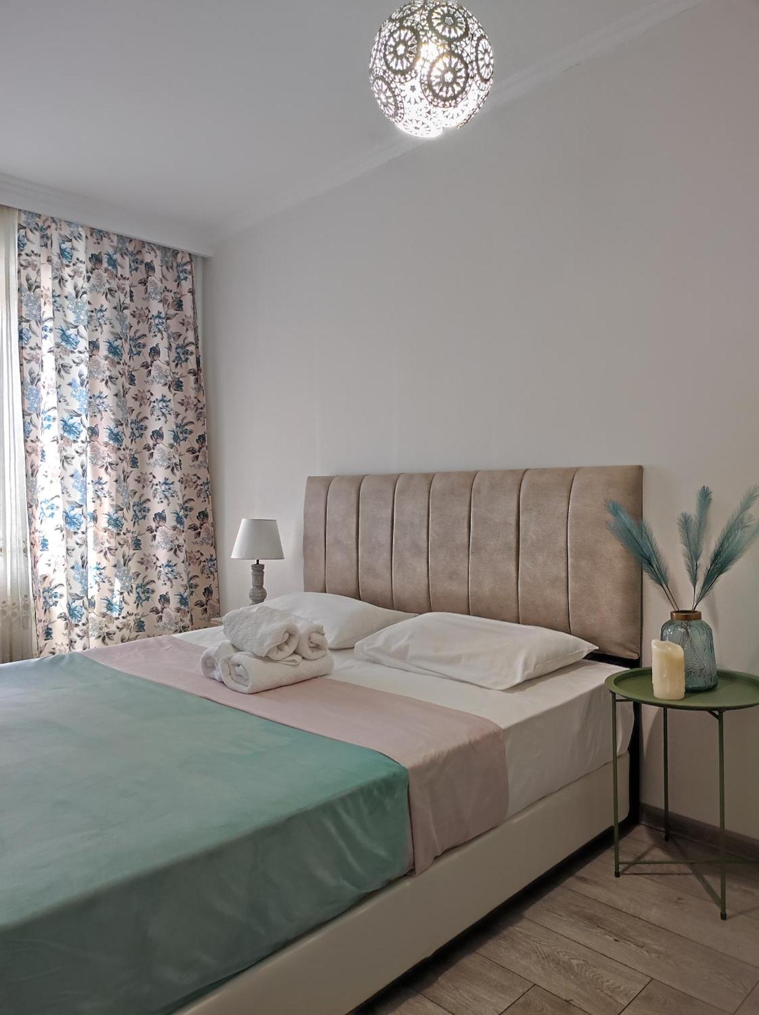 Friendly Guest House Кутаиси Стая снимка